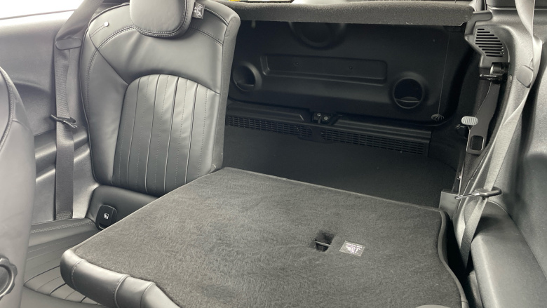 MINI Hatchback 2.0 Cooper S Exclusive 3dr Auto Petrol Hatchback